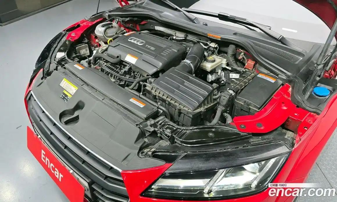Audi TT 2016 2.0 гидро в Москве № 163116, фото 6