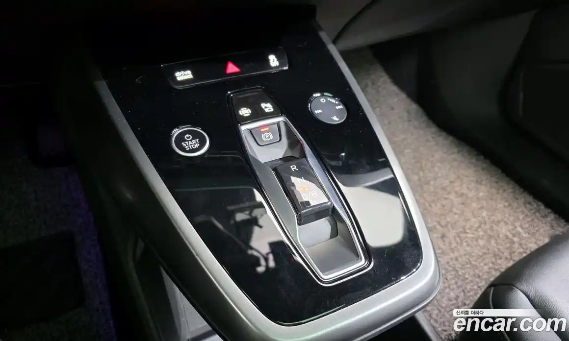 Audi Q4 e-tron 2022 0.2 гидро в Москве № 163137, фото 8