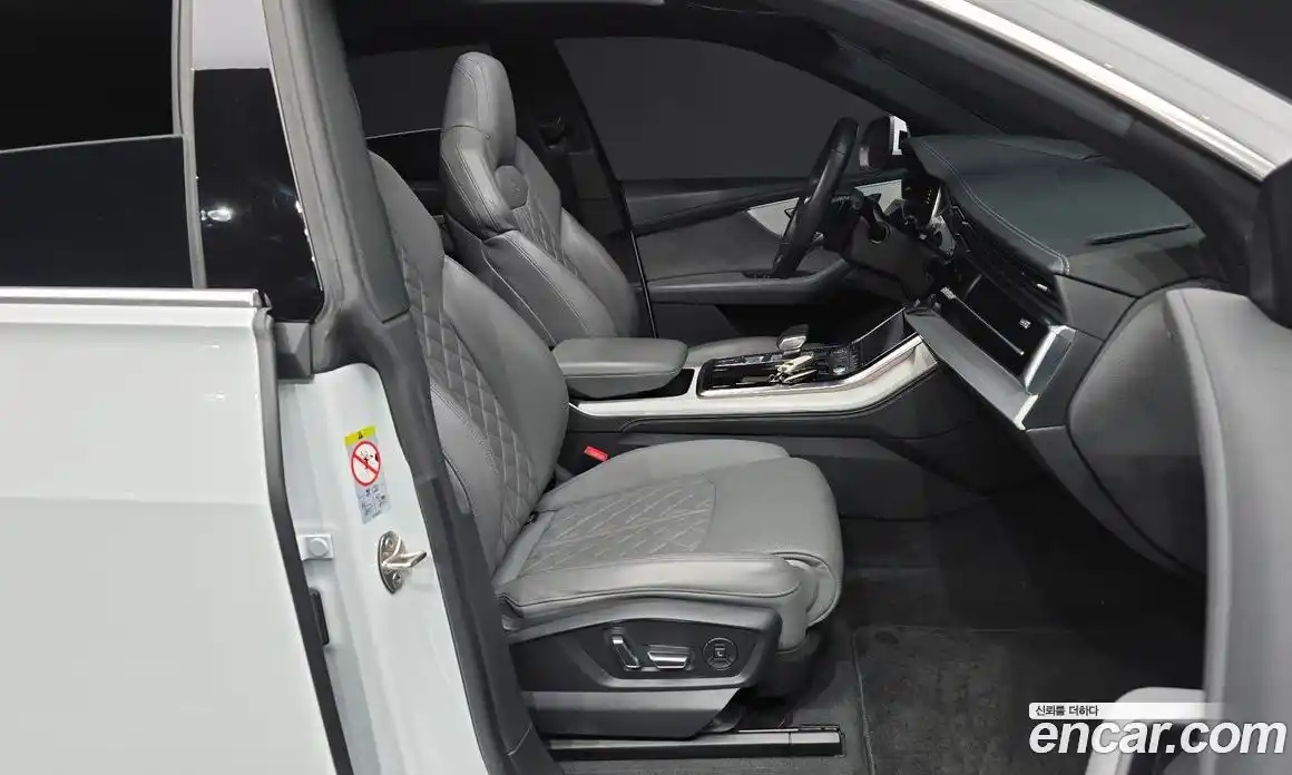 Audi Q8 2022 3.0 гидро в Москве № 163246, фото 11