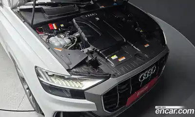 Audi Q8 2022 3.0 гидро в Москве № 163246, миниатюра 6