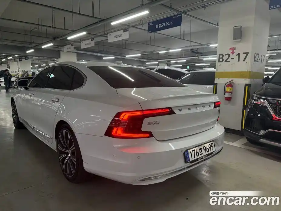 Volvo S90 2023 2.0 гидро в Москве № 164814, фото 6