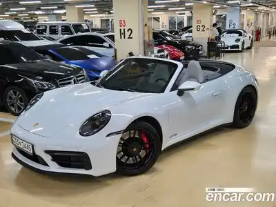 Porsche 911, 2023