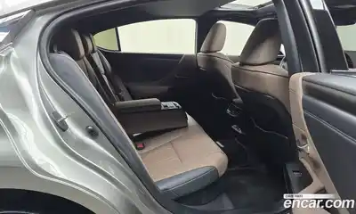 Lexus ES 2024 2.5 гидро в Москве № 168021, миниатюра 12