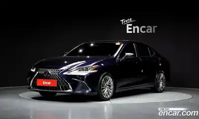 Lexus ES, 2023