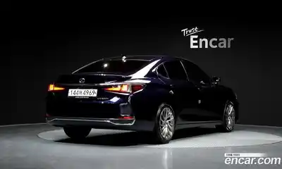 Lexus ES 2023 2.5 гидро в Москве № 168118, миниатюра 2