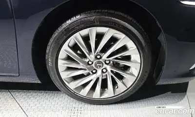Lexus ES 2023 2.5 гидро в Москве № 168118, миниатюра 5