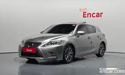 Lexus CT200h, 2018