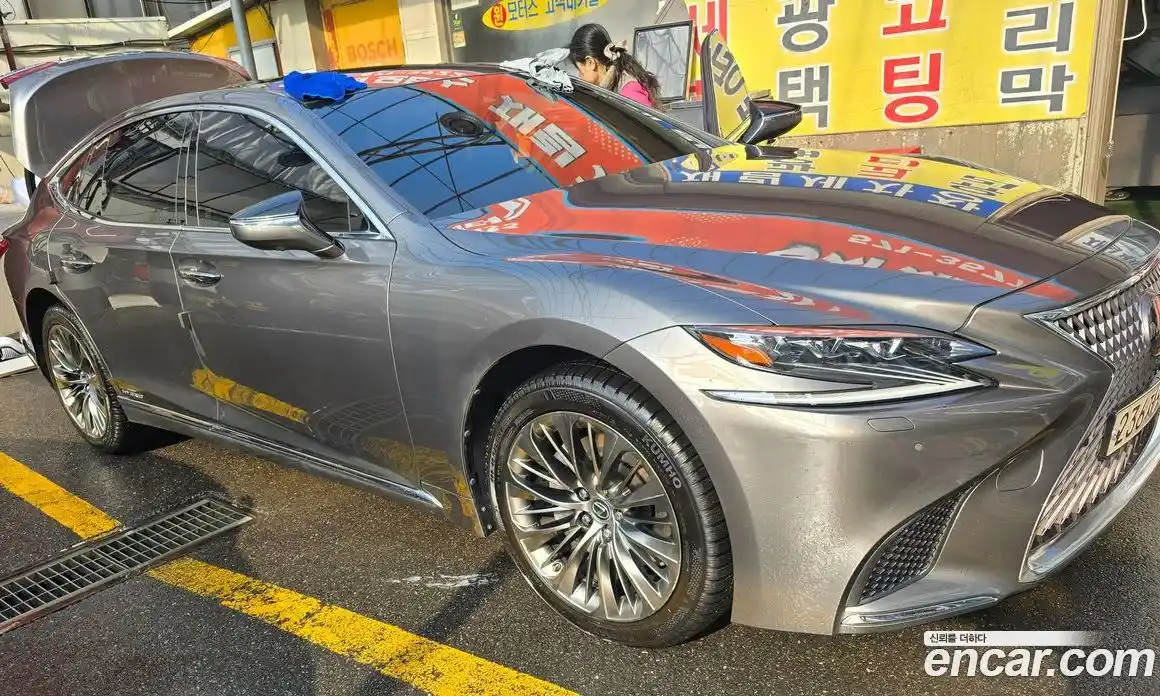 Lexus LS 2018 3.5 гидро в Москве № 168327, фото 5