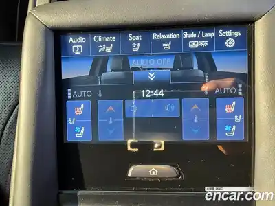 Lexus LS 2018 3.5 гидро в Москве № 168327, миниатюра 6