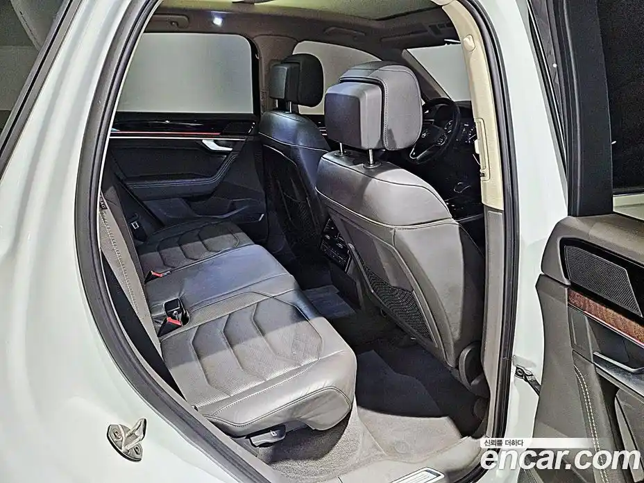 Volkswagen Touareg 2023 3.0 гидро в Москве № 168755, фото 15
