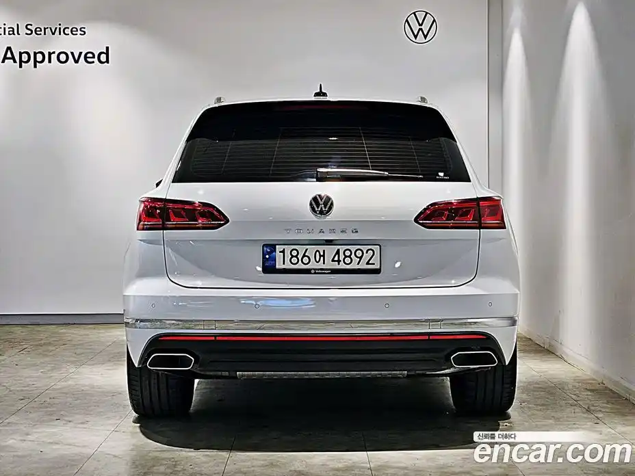 Volkswagen Touareg 2023 3.0 гидро в Москве № 168755, фото 4