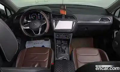 Volkswagen Tiguan 2022 2.0 гидро в Москве № 168903, миниатюра 7