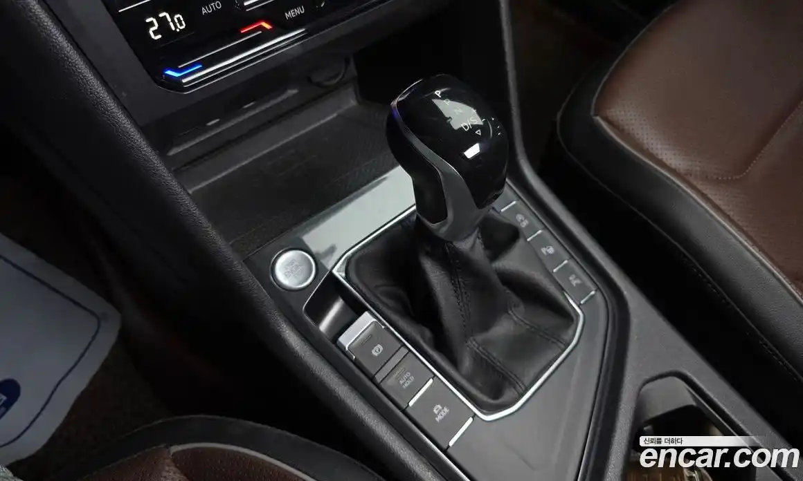 Volkswagen Tiguan 2022 2.0 гидро в Москве № 168903, фото 9