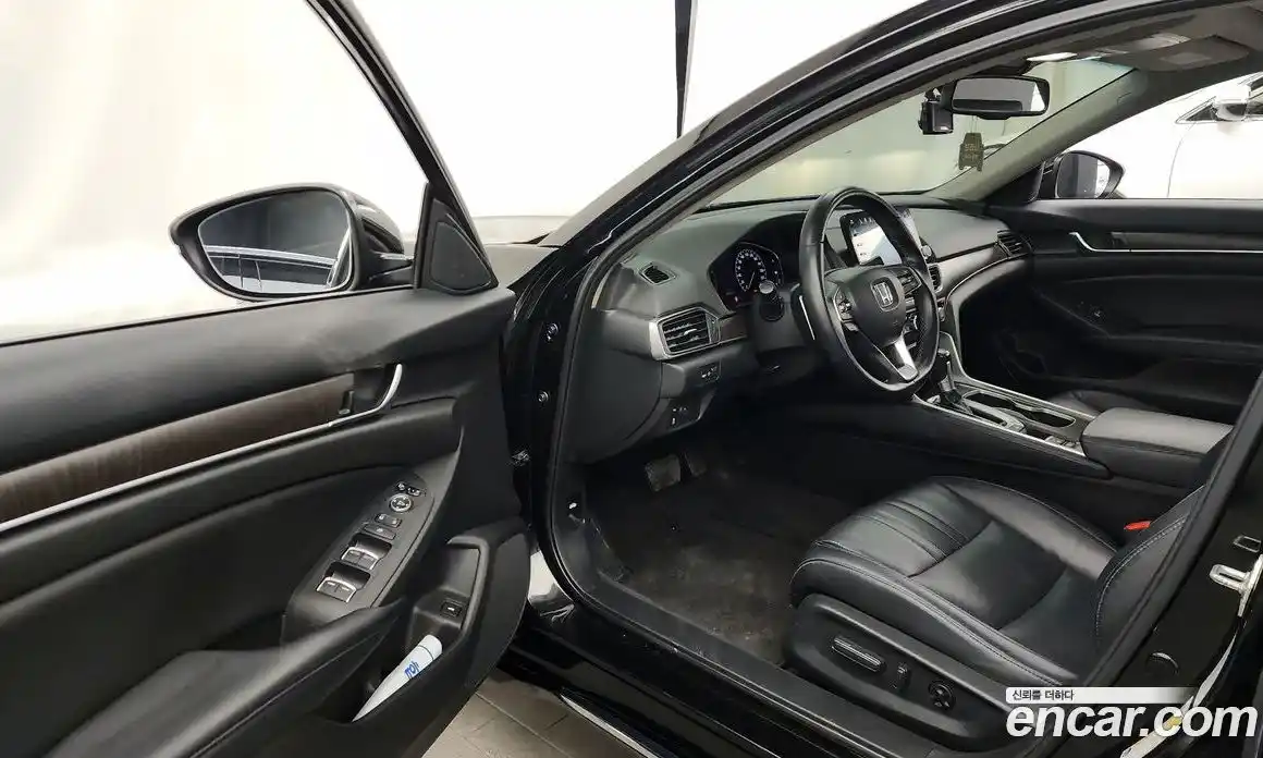 Honda Accord 2018 1.5 гидро в Москве № 170541, фото 10