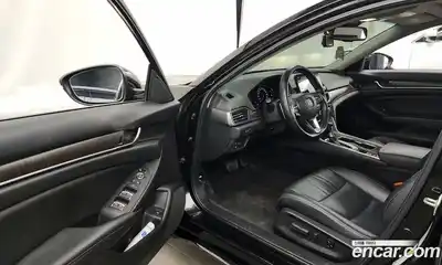 Honda Accord 2018 1.5 гидро в Москве № 170541, миниатюра 10