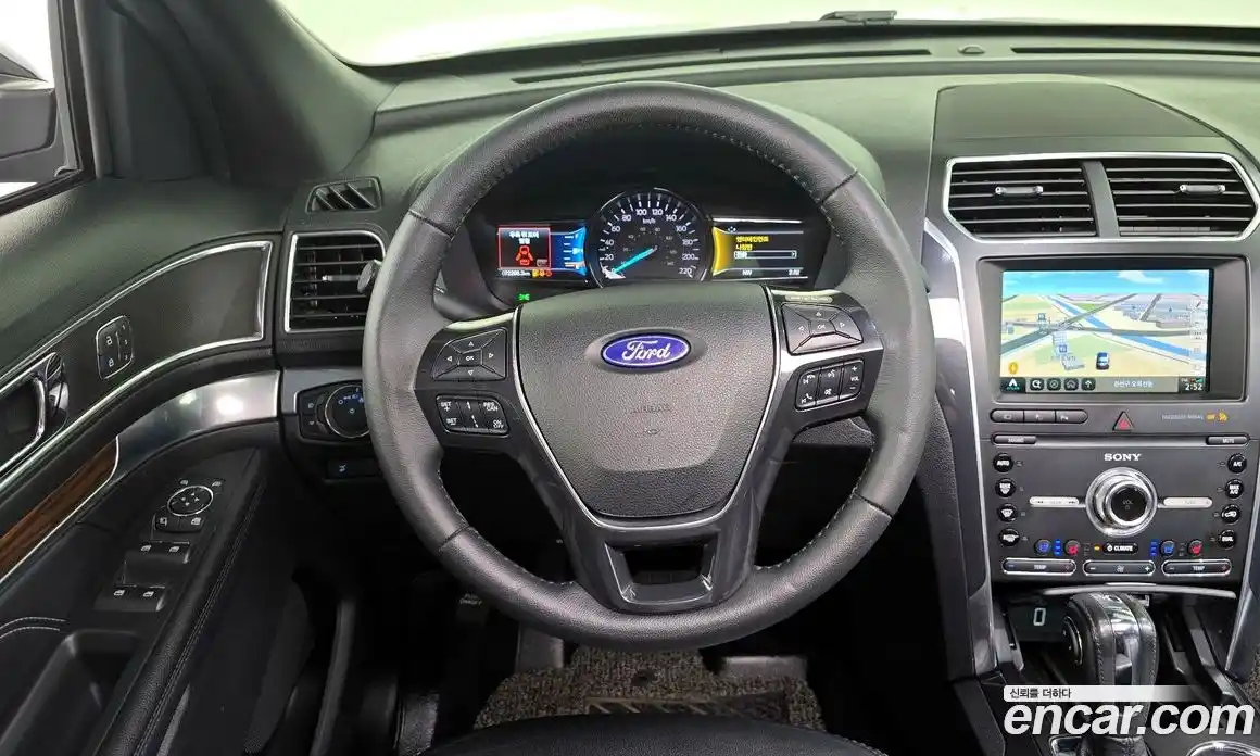 Ford Explorer 2019 2.3 гидро в Москве № 170935, фото 13