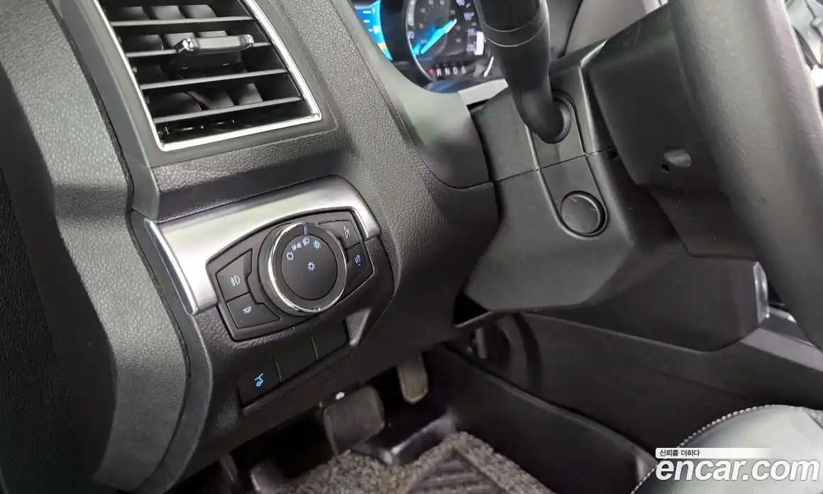 Ford Explorer 2019 2.3 гидро в Москве № 170935, фото 18