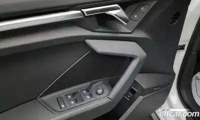 Audi A3 2023 2.0 гидро в Москве № 174243, миниатюра 12