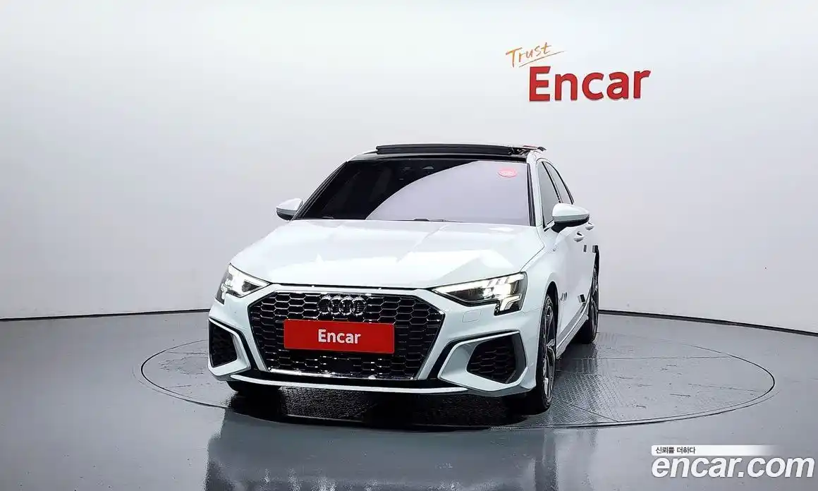 Audi A3 2023 2.0 гидро в Москве № 174243, фото 3