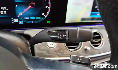 Mercedes-Benz E-Class 2023 2.0 гидро в Москве № 178580, миниатюра 9