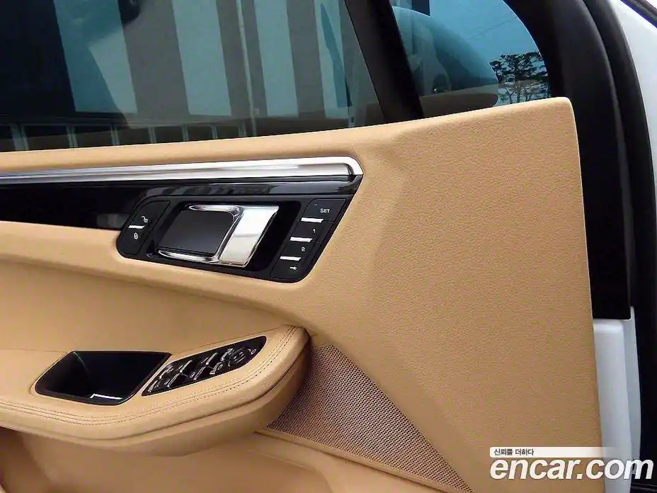 Porsche Macan 2016 3.0 гидро в Москве № 187032, фото 11