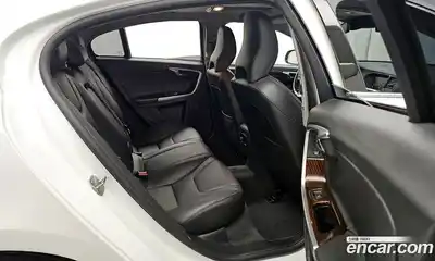 Volvo S60 2017 2.0 гидро в Москве № 190338, миниатюра 12