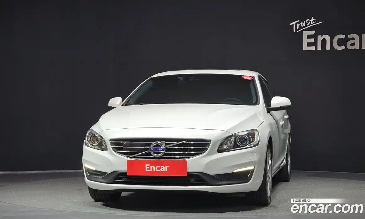 Volvo S60 2017 2.0 гидро в Москве № 190338, фото 3