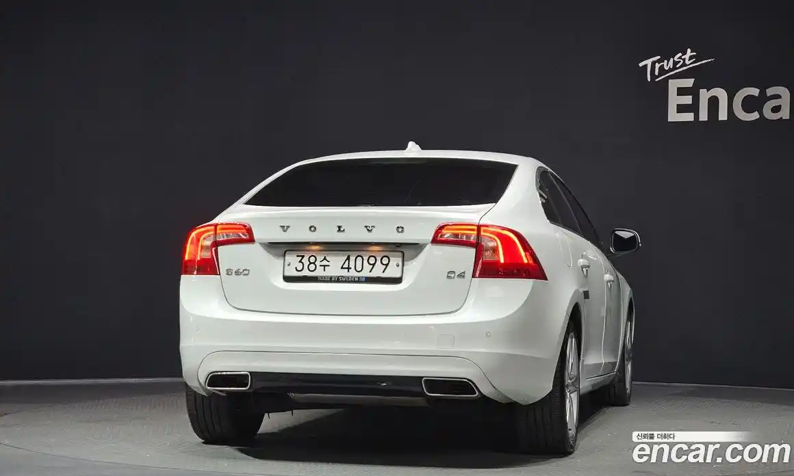 Volvo S60 2017 2.0 гидро в Москве № 190338, фото 4