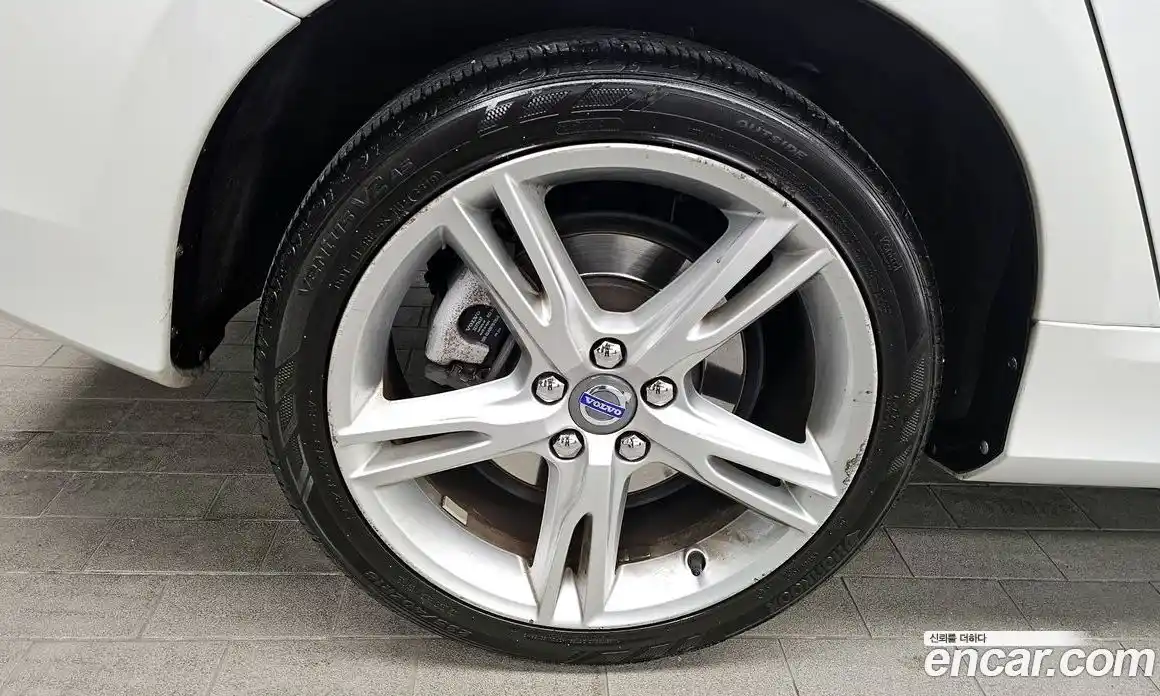 Volvo S60 2017 2.0 гидро в Москве № 190338, фото 5