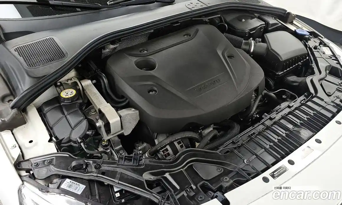 Volvo S60 2017 2.0 гидро в Москве № 190338, фото 6