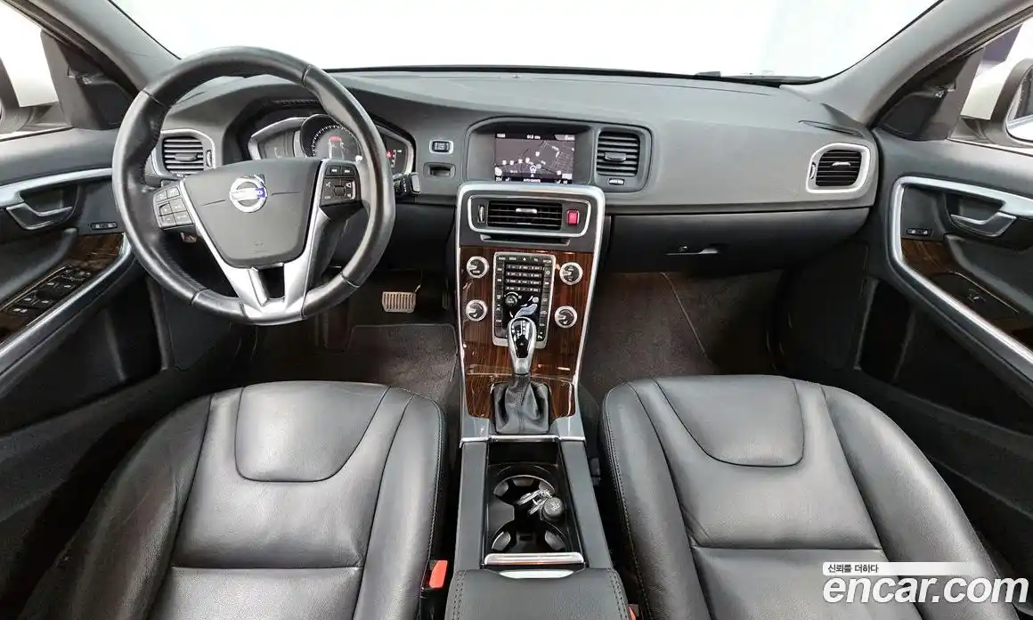 Volvo S60 2017 2.0 гидро в Москве № 190338, фото 7