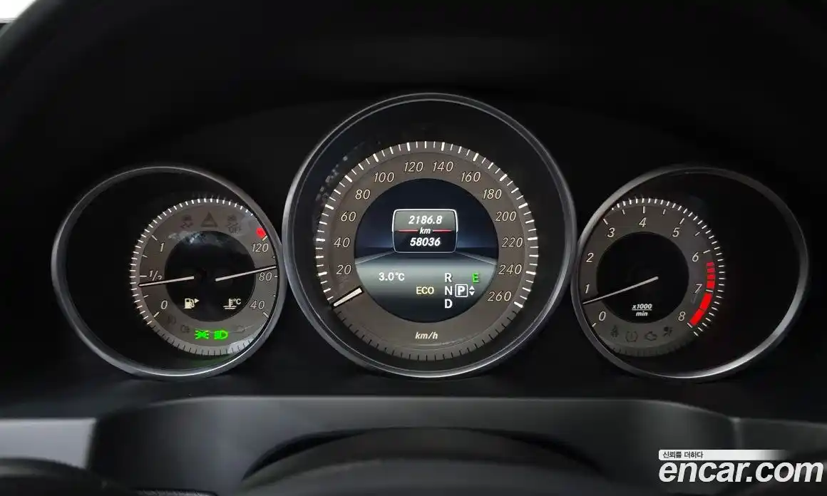 Mercedes-Benz E-Class 2014 2.0 гидро в Москве № 194029, фото 8