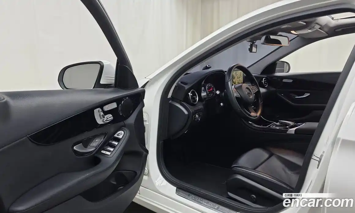 Mercedes-Benz C-Class 2016 2.0 гидро в Москве № 195189, фото 10