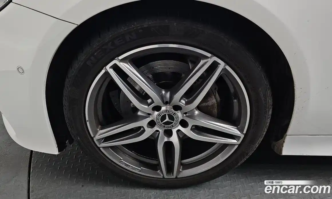 Mercedes-Benz E-Class 2019 1.9 гидро в Москве № 195210, фото 5