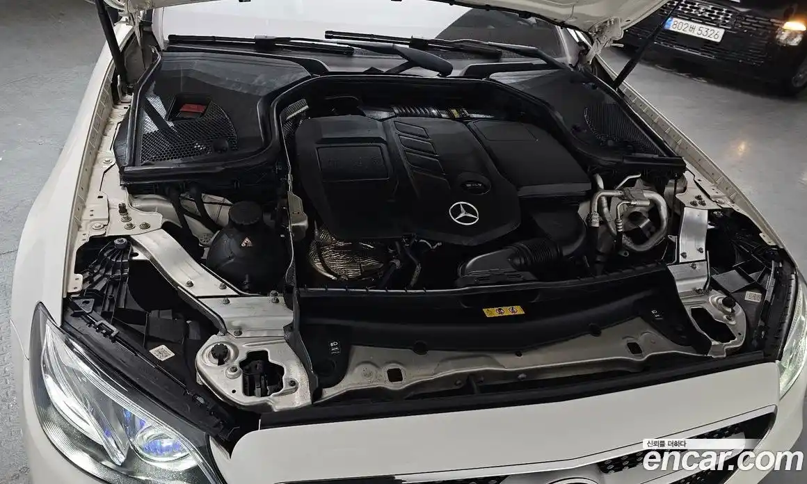 Mercedes-Benz E-Class 2019 1.9 гидро в Москве № 195210, фото 6