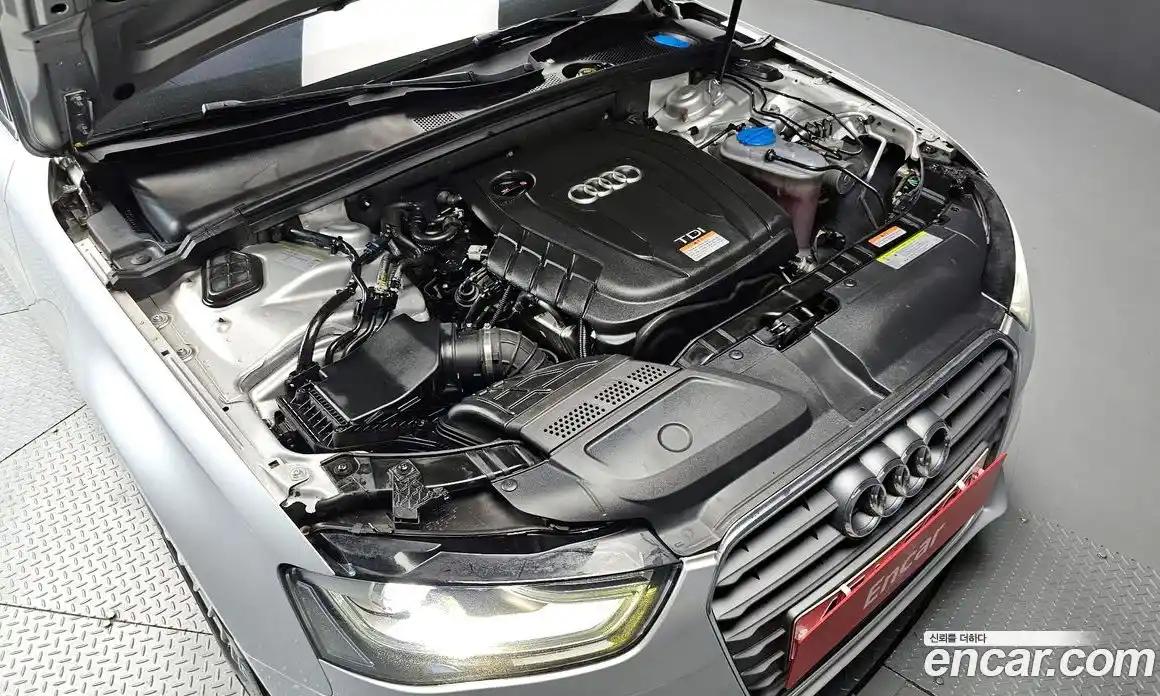 Audi A4 2013 2.0 гидро в Москве № 196654, фото 6