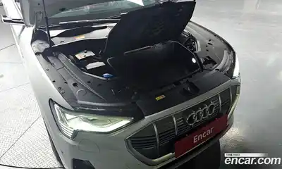Audi e-tron 2020 0.2 гидро в Москве № 196657, миниатюра 6
