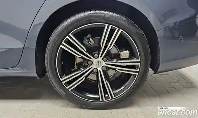 Volvo S60 2021 2.0 гидро в Москве № 197109, миниатюра 5