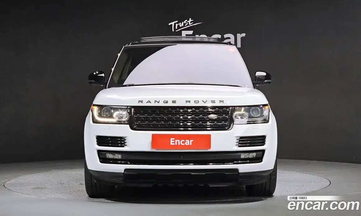 Land Rover Range-Rover 2015 4.4 гидро в Москве № 198115, фото 3