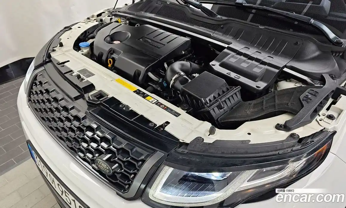 Land Rover Range-Rover Evoque 2016 2.0 гидро в Москве № 198172, фото 6