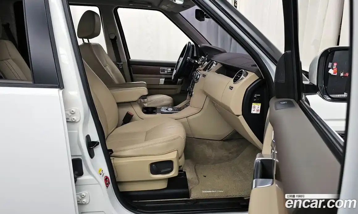 Land Rover Discovery 2016 3.0 гидро в Москве № 198257, фото 11
