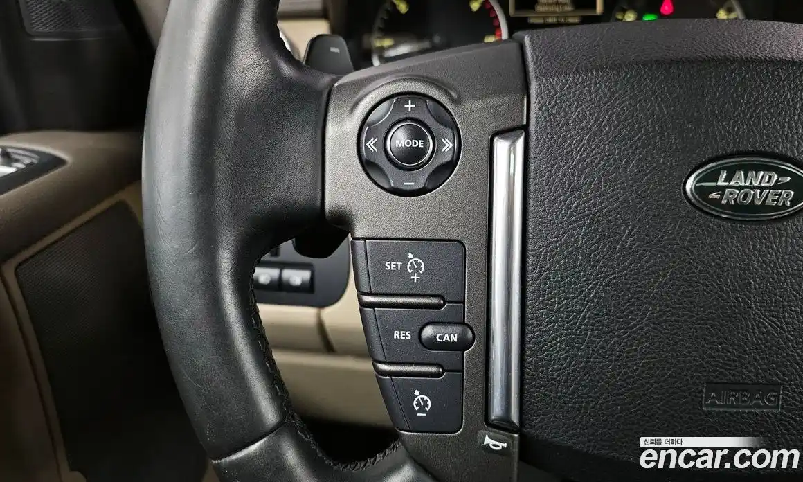 Land Rover Discovery 2016 3.0 гидро в Москве № 198257, фото 16