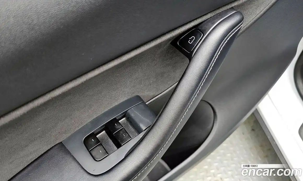 Tesla Model Y 2021 0.2 гидро в Москве № 198604, фото 14