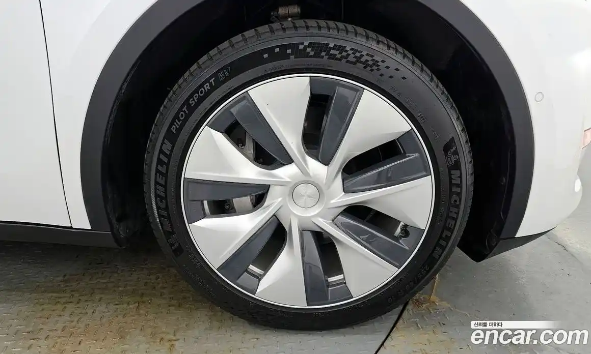 Tesla Model Y 2021 0.2 гидро в Москве № 198604, фото 5