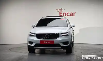 Volvo XC40 2021 2.0 гидро в Москве № 212833, миниатюра 3