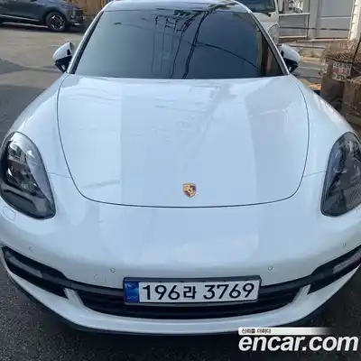 Porsche Panamera, 2020
