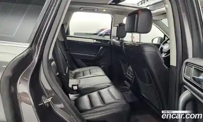 Volkswagen Touareg 2013 3.0 гидро в Москве № 215198, миниатюра 12