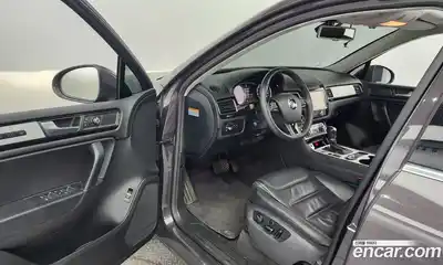 Volkswagen Touareg 2013 3.0 гидро в Москве № 215198, миниатюра 10
