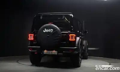 Jeep Wrangler 2022 2.0 гидро в Москве № 215410, миниатюра 4
