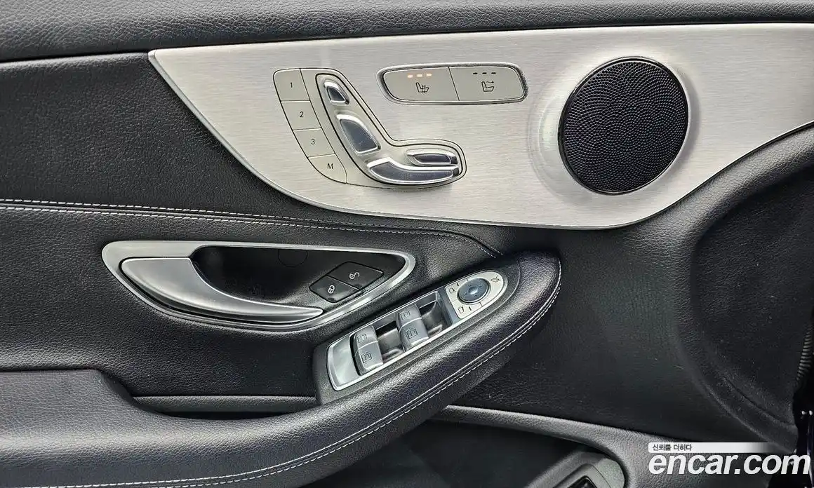 Mercedes-Benz C-Class 2018 2.0 гидро в Москве № 223301, фото 15